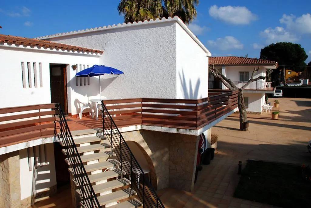 Apartaments Margarita Sabina Pinell Castell-Castell-Platja d'Aro 0*,